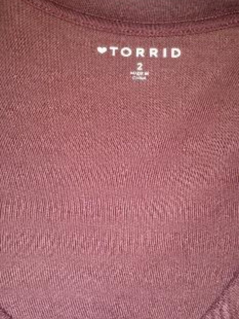 Torrid vneck Tee Size 2 18/20 Plus Burgundy